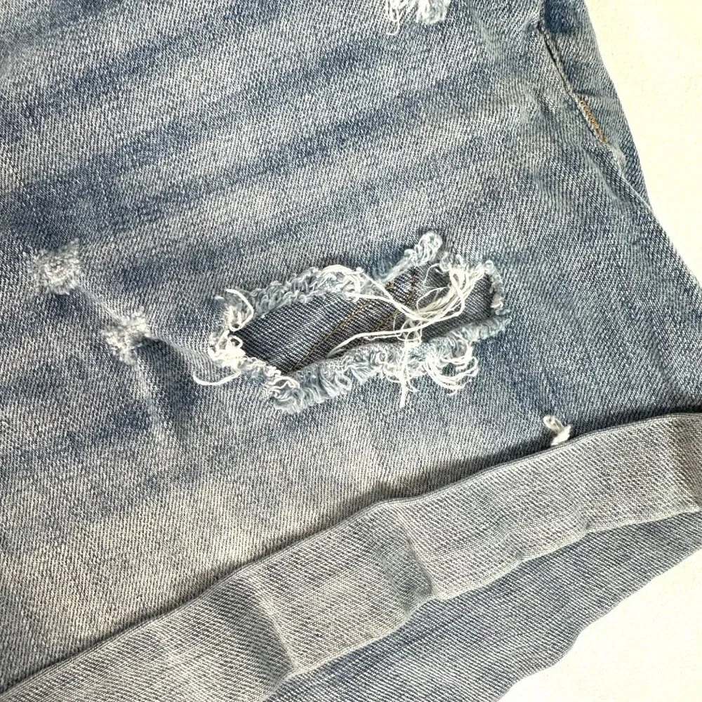 Aeropostale Y2K Low Rise Midi Distressed Blue Denim Summer Jean Shorts Size 12 - Picture 11 of 13